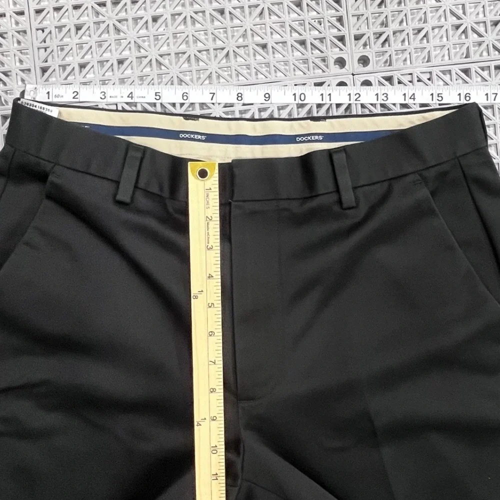 Dockers Mens‎ Dress Pants Size 33x29 Classic Fit Flat Front Black Cotton Office